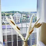 شقة Zentral & Modern - 30 Min Bis Zur Messe In Koeln Und Duesseldorf