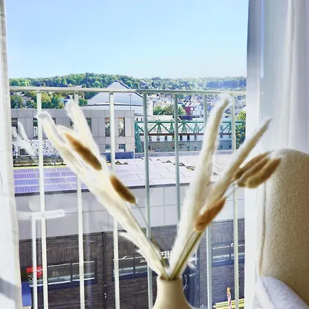 شقة Zentral & Modern - 30 Min Bis Zur Messe In Koeln Und Duesseldorf