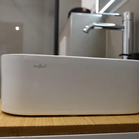 شقة Zentral & Modern - 30 Min Bis Zur Messe In Koeln Und Duesseldorf *