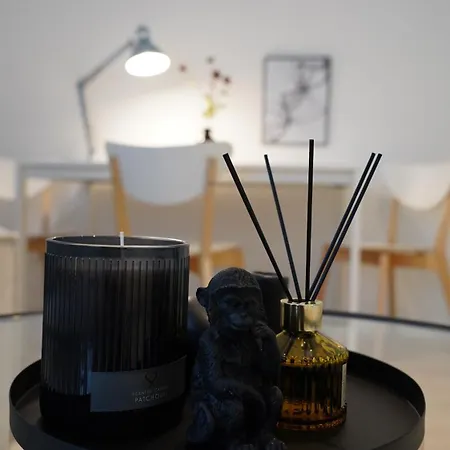 Zentral & Modern - 30 Min Bis Zur Messe In Koeln Und Duesseldorf *