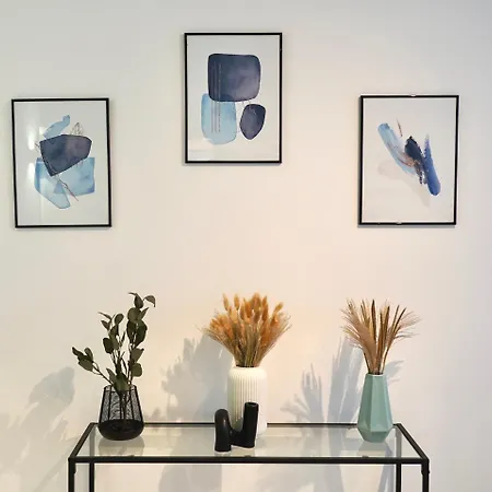 Zentral & Modern - 30 Min Bis Zur Messe In Koeln Und Duesseldorf Apartment *