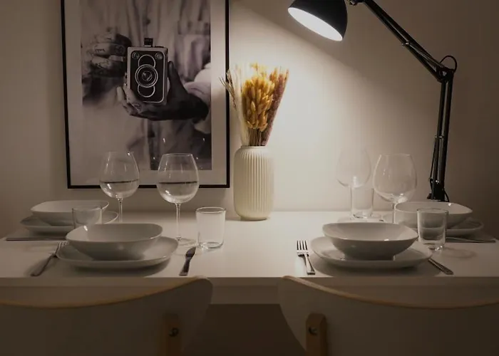 Zentral & Modern - 30 Min Bis Zur Messe In Koeln Und Duesseldorf Apartament