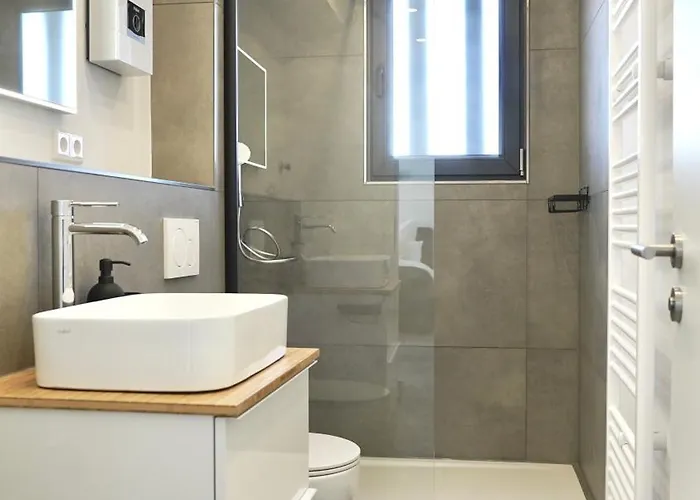 Apartament Zentral & Modern - 30 Min Bis Zur Messe In Koeln Und Duesseldorf